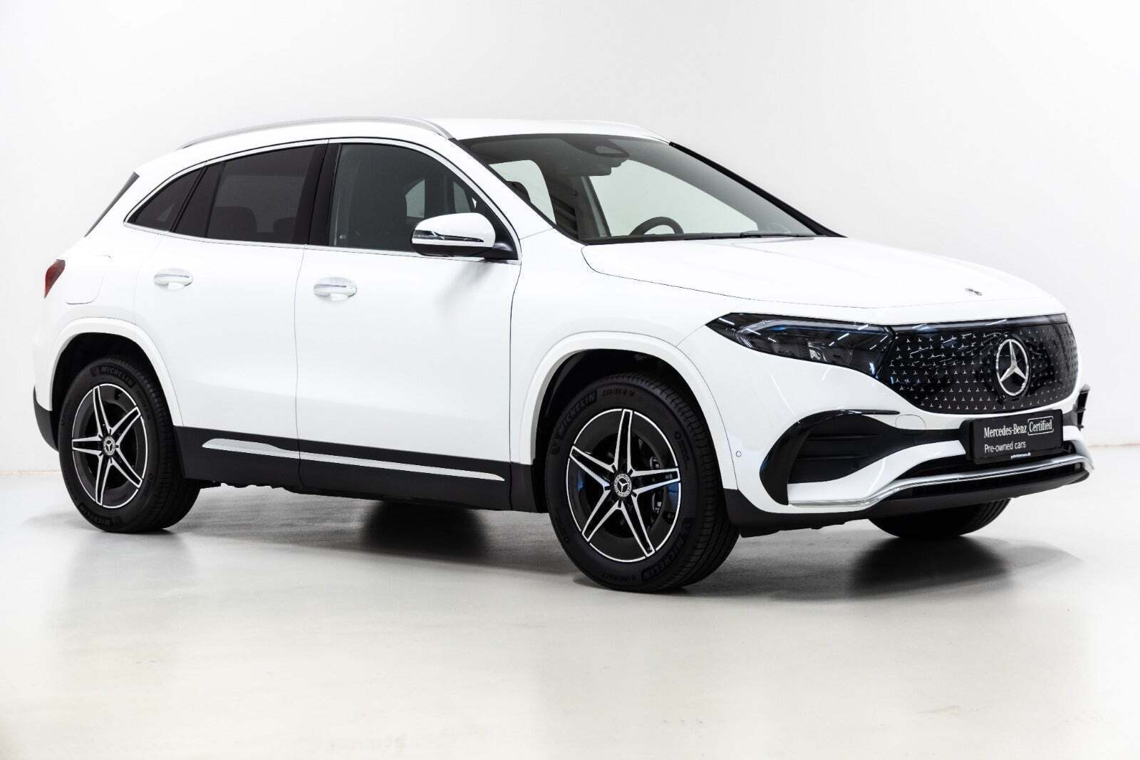 Hvid Mercedes EQA250+ fra 2025