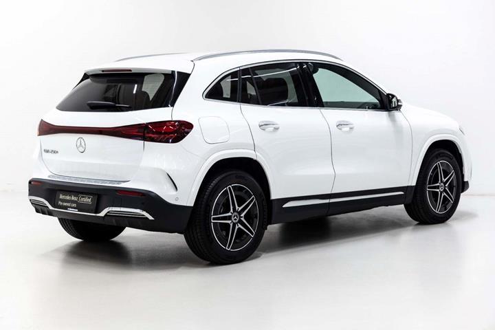 Hvid Mercedes EQA250+ fra 2025