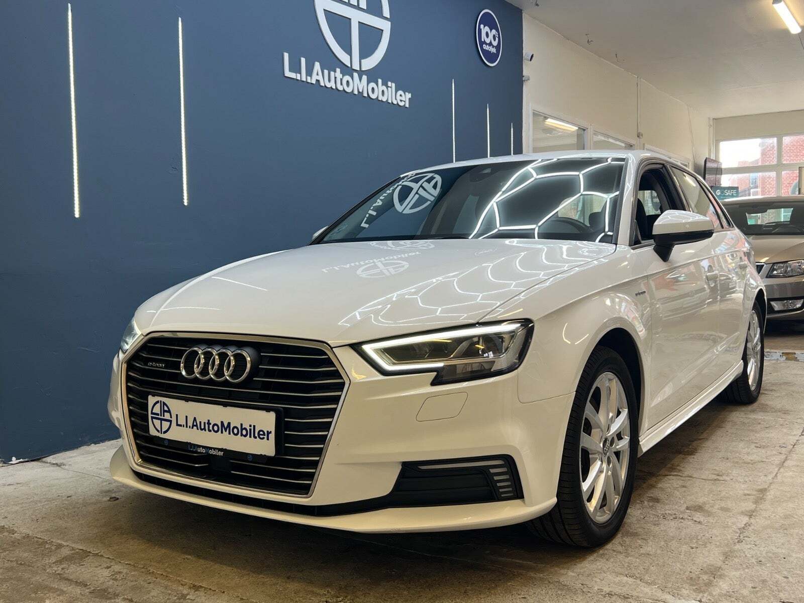 Audi A3 1,4 e-tron Sportback S-tr.