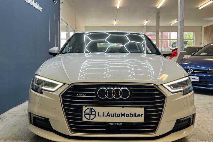 Hvid Audi A3 fra 2018