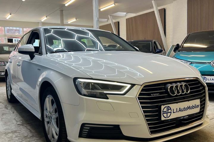 Hvid Audi A3 fra 2018