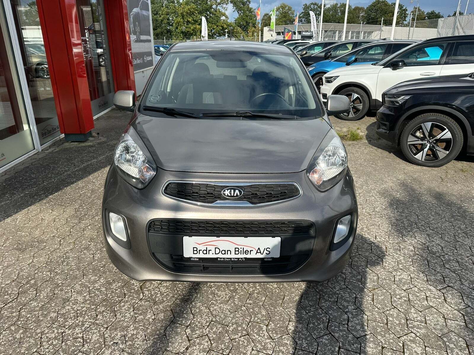Grå Kia Picanto fra 2016