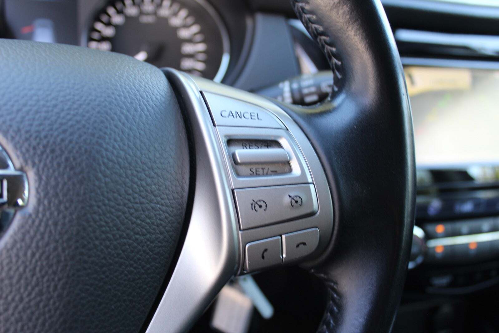 Bronze Nissan Qashqai fra 2014
