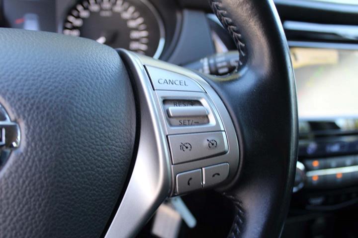 Bronze Nissan Qashqai fra 2014