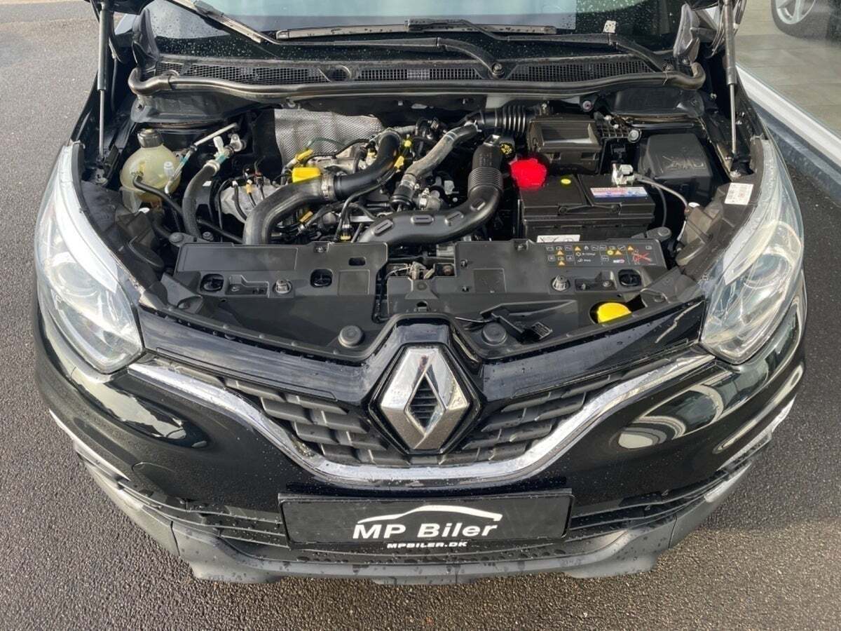 Sort Renault Captur fra 2018