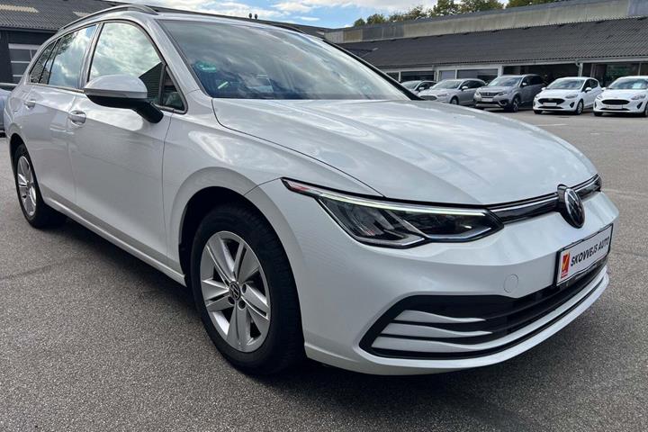 Hvid VW Golf VIII fra 2021