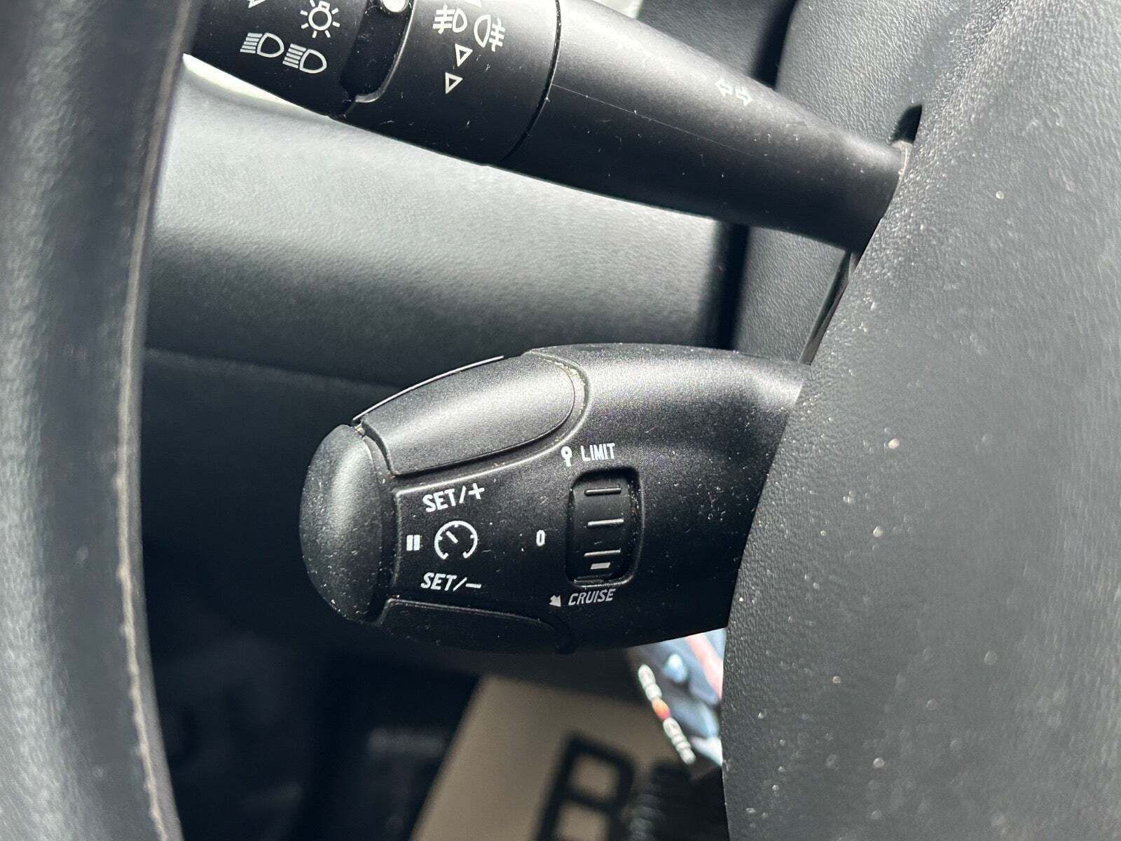 Grå Citroën C3 Picasso fra 2016