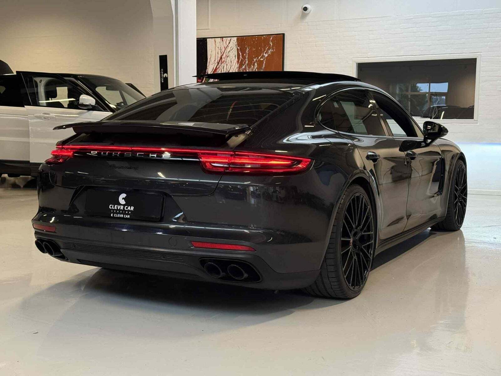 Porsche Panamera 4S