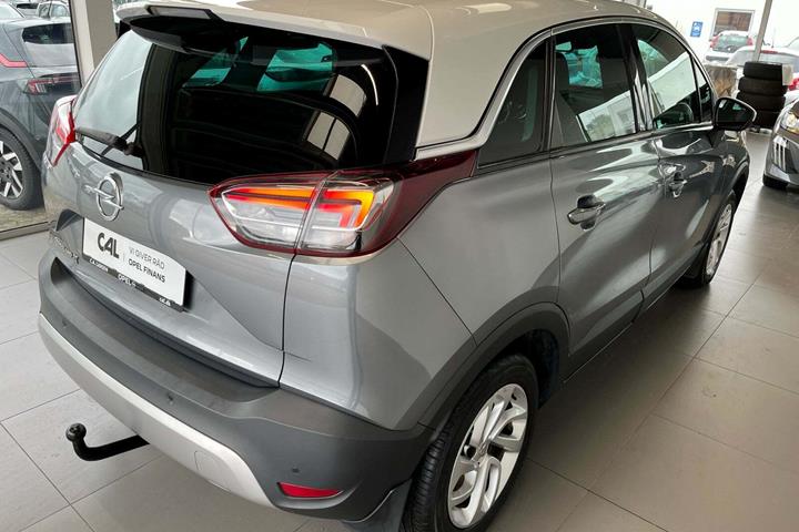 Grå Opel Crossland X fra 2018