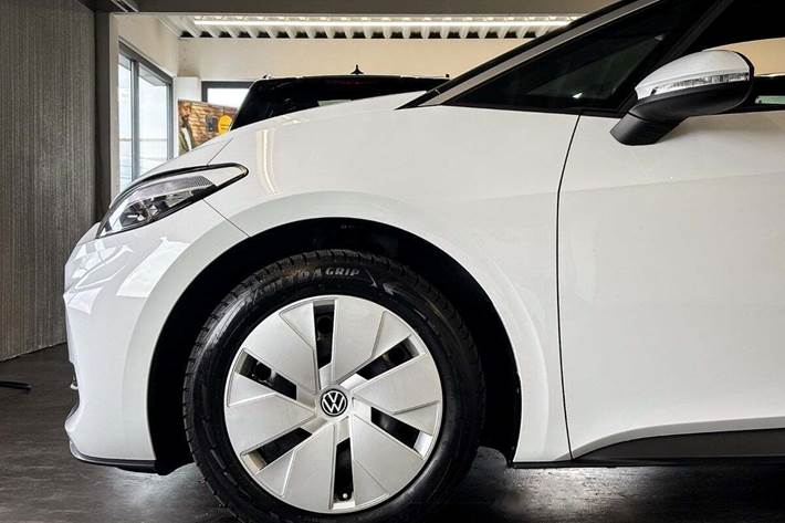 Hvid VW ID.3 fra 2024