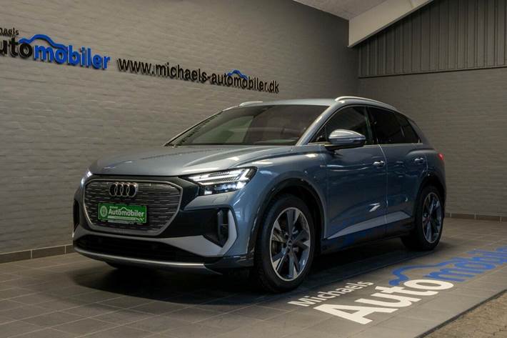 Blå Audi Q4 e-tron fra 2022