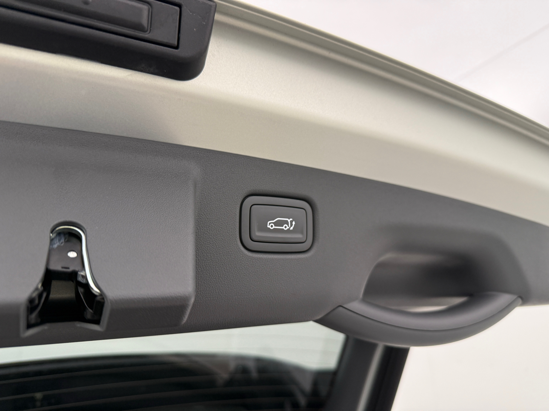 Sølv Kia EV3 fra 2025