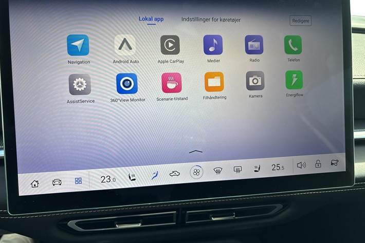 Hvid Mazda 6e fra 2025