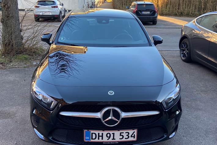 Sort Mercedes A-Klasse fra 2021