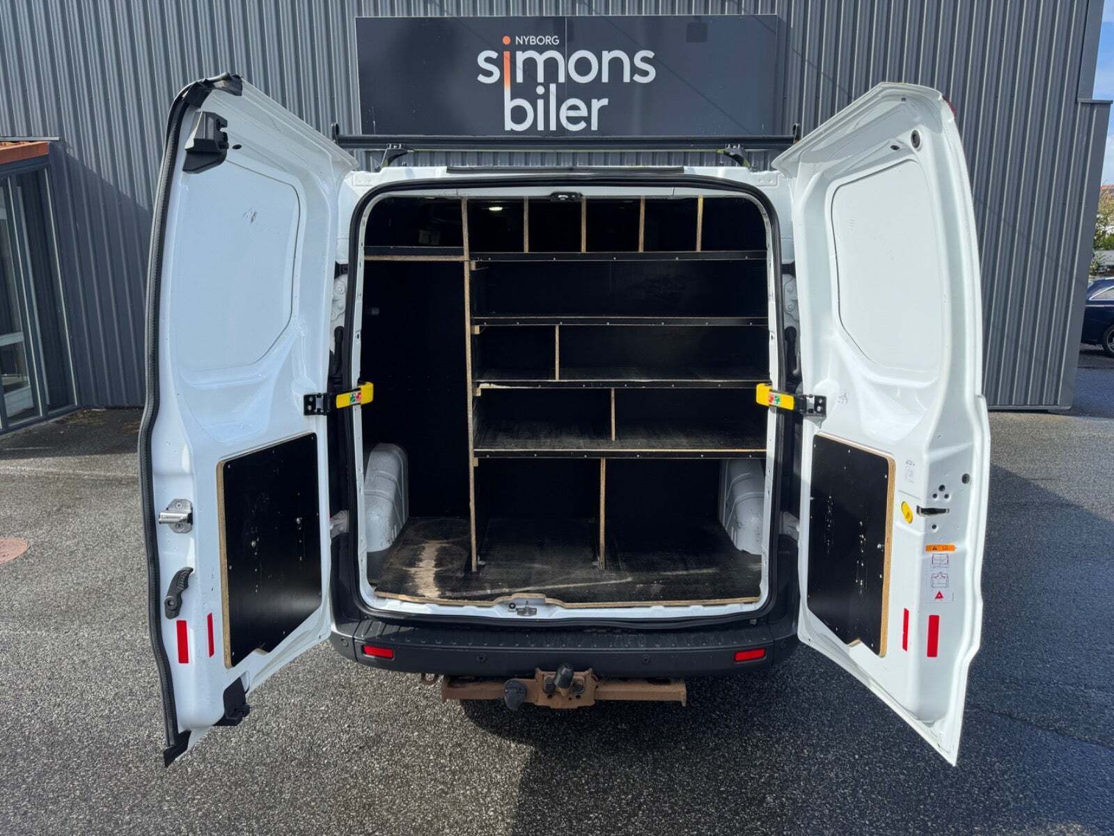 Hvid Ford Transit Custom 340L fra 2017