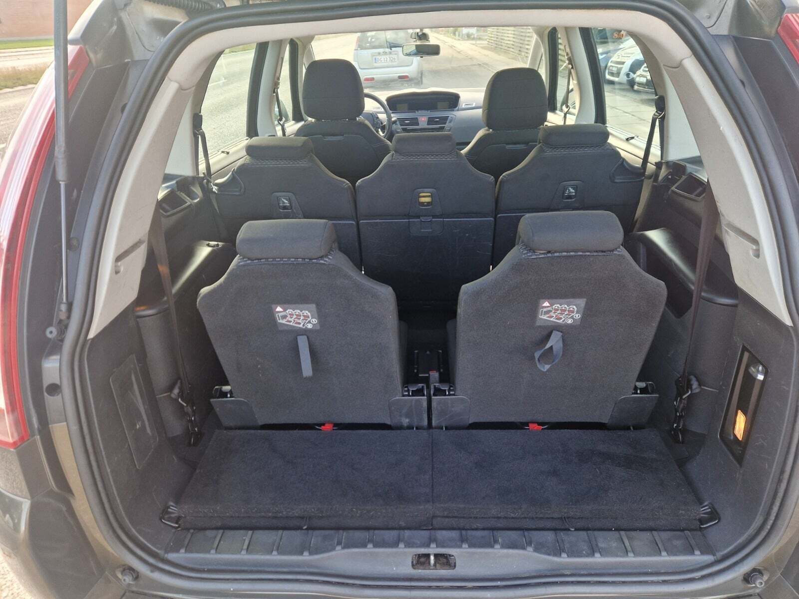 Brun Citroën Grand C4 Picasso fra 2013