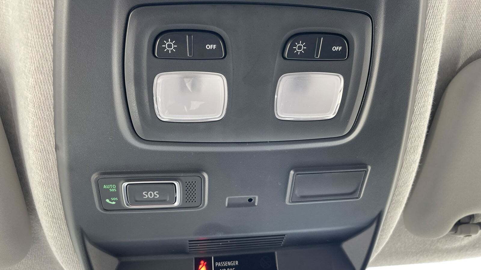 Hvid Renault Trafic fra 2025