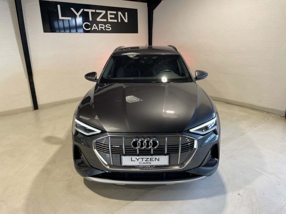 Audi e-tron 55 S-line quattro