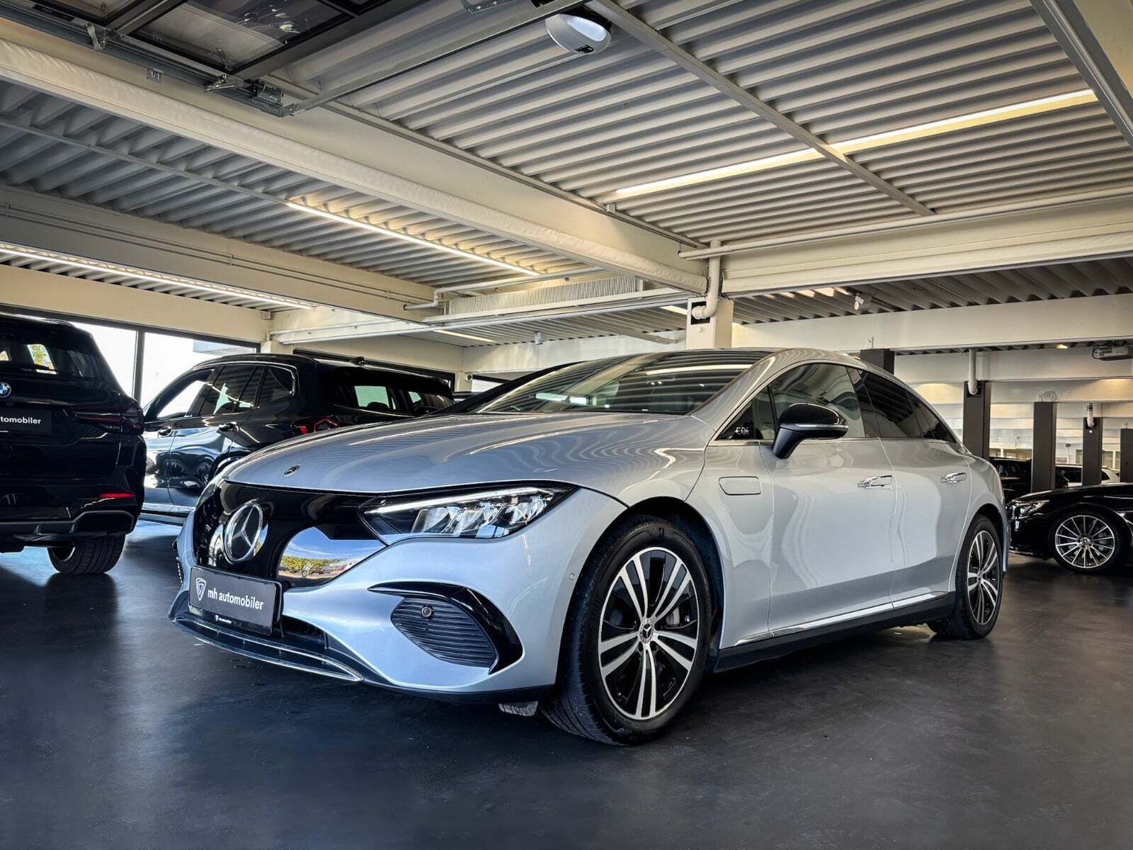 Mercedes EQE350+