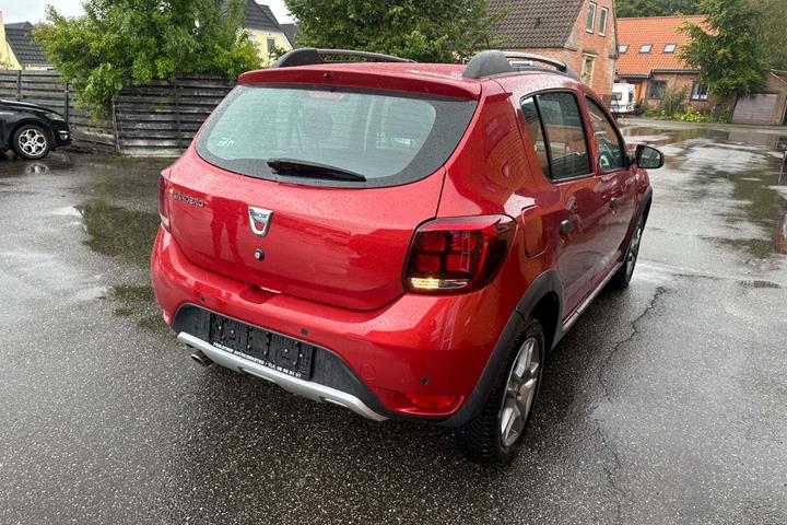 undefined Dacia Sandero Stepway fra 2017