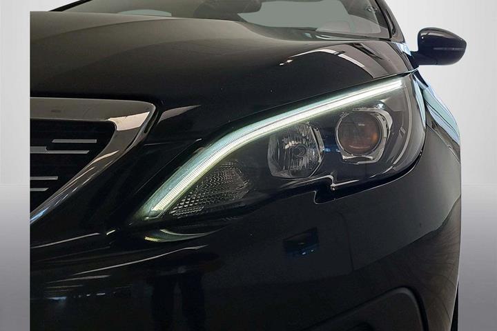 Sort Peugeot 308 fra 2018
