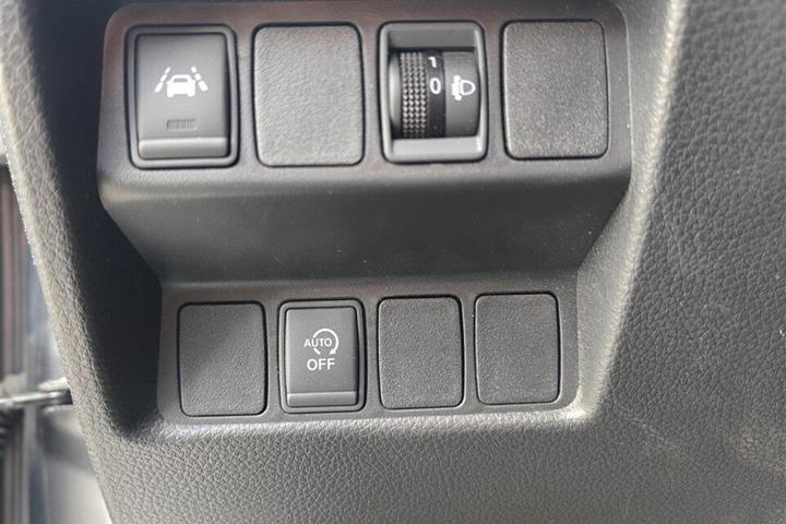 Grå Nissan Qashqai fra 2017