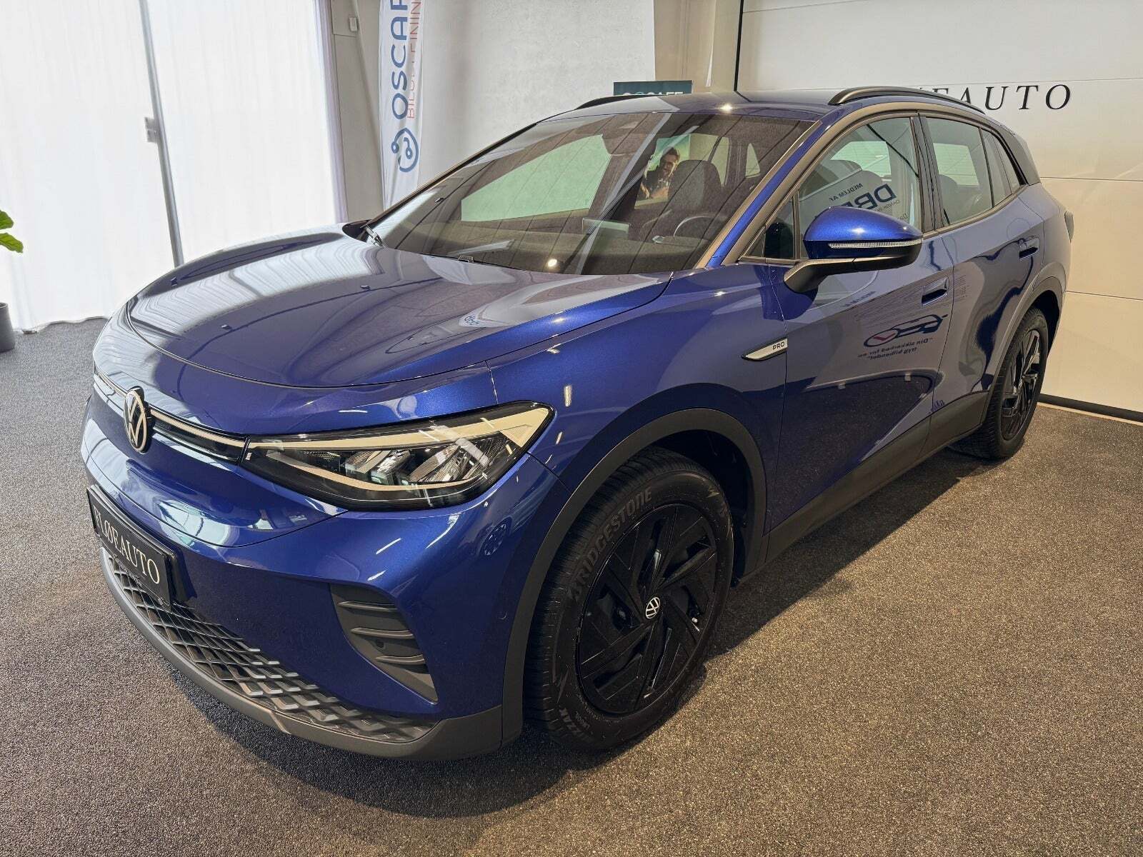 Blå VW ID.4 fra 2023