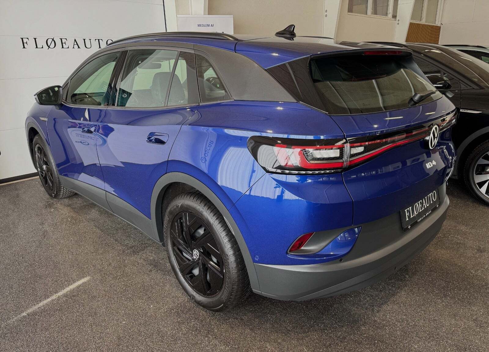 Blå VW ID.4 fra 2023