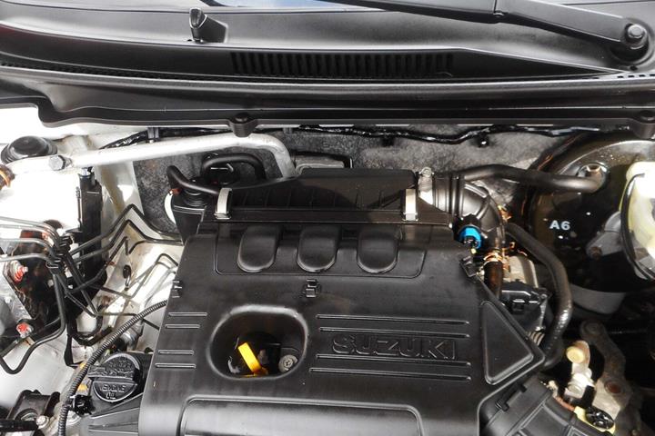 Hvid Suzuki Celerio fra 2015 set udefra