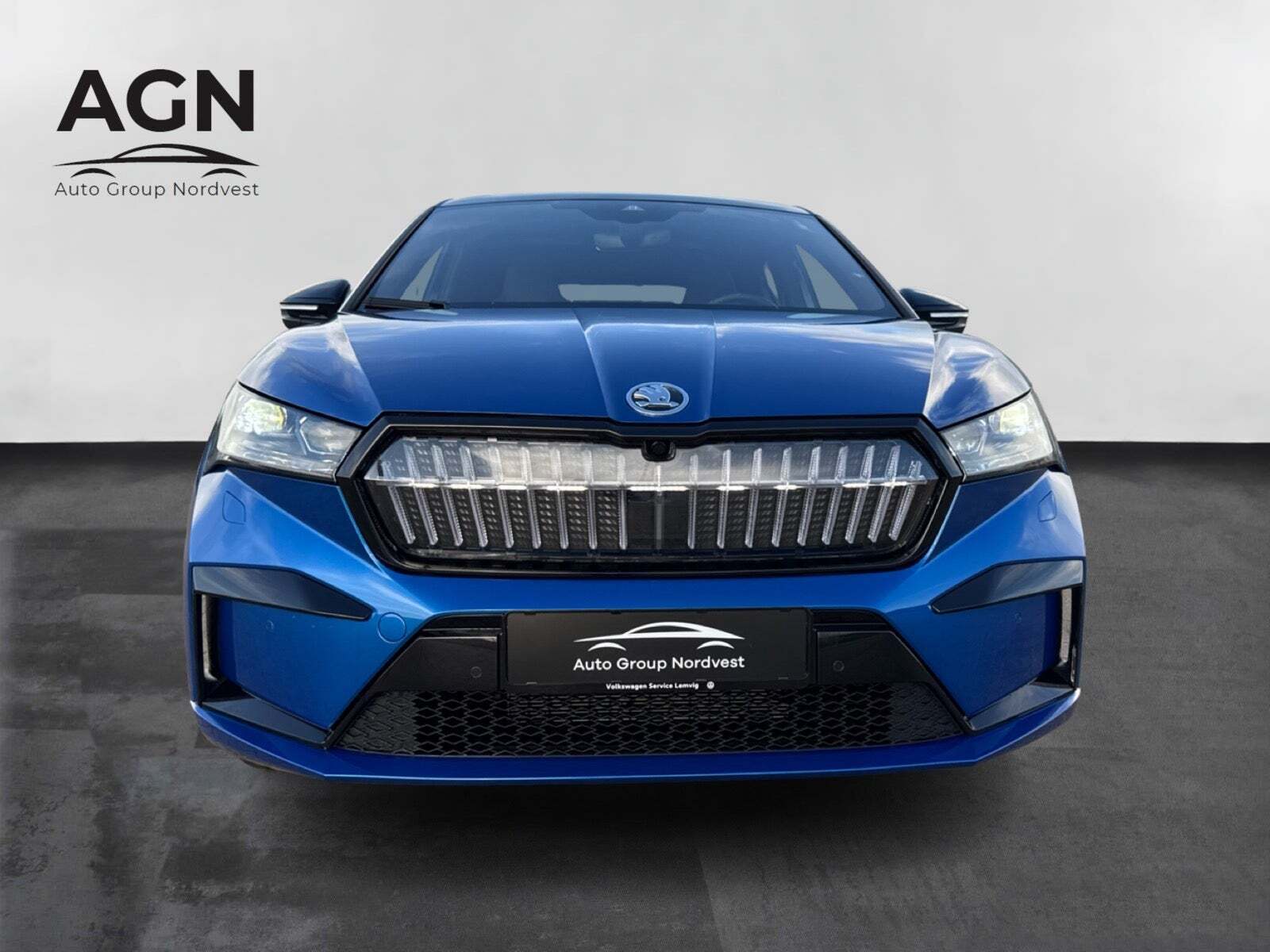 Blå Skoda Enyaq fra 2024