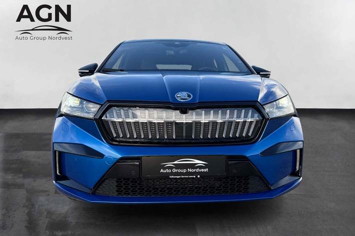 Blå Skoda Enyaq fra 2024