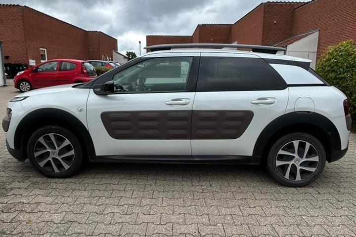 Hvid Citroën C4 Cactus fra 2014