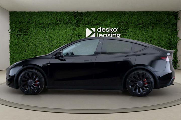 undefined Tesla Model Y fra 2022
