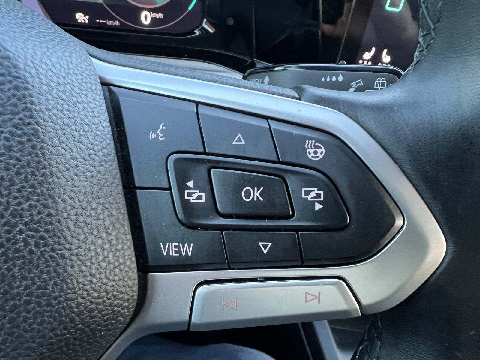 Hvid VW Golf VIII fra 2021