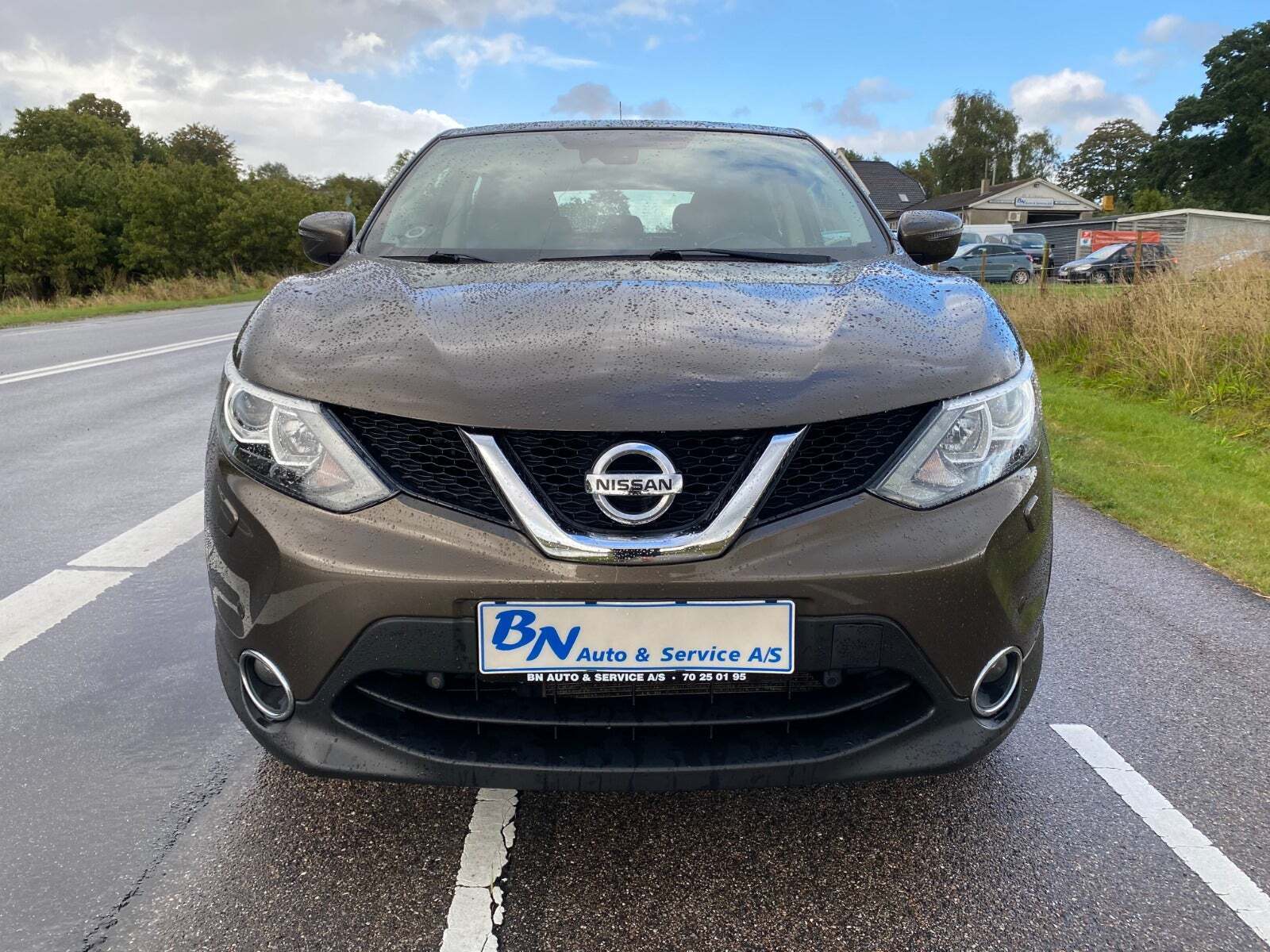 Brun Nissan Qashqai fra 2017