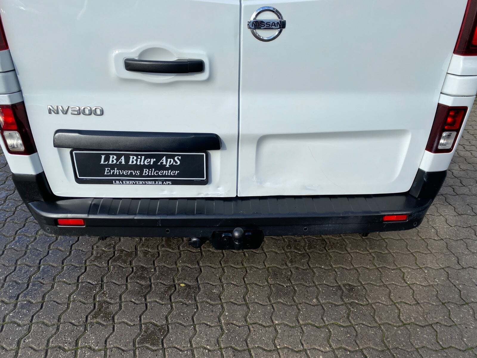 Hvid Nissan NV300 fra 2020