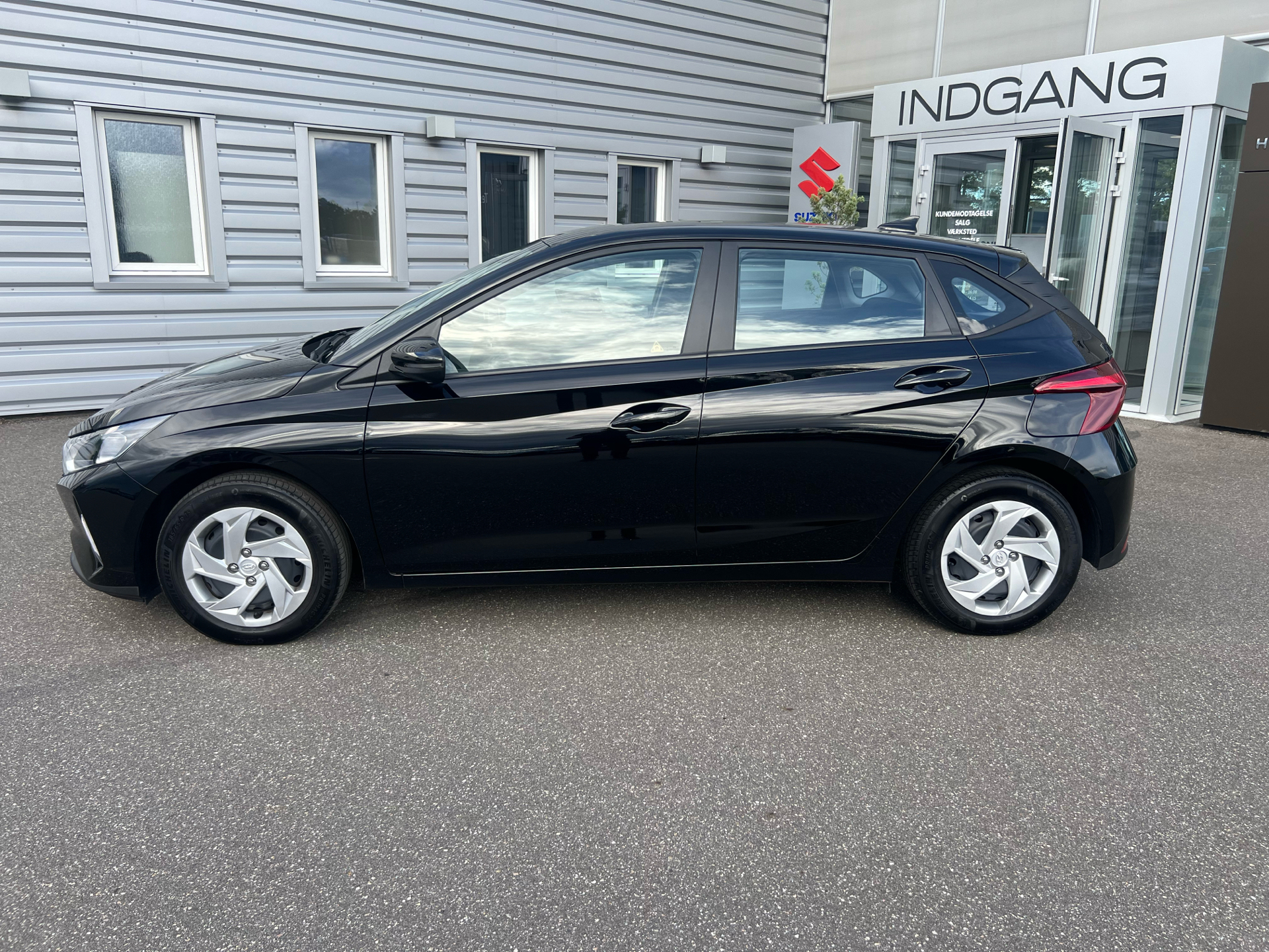 Hyundai i20 1,0 T-GDI Essential Komfort DCT 100HK 5d 7g Aut.