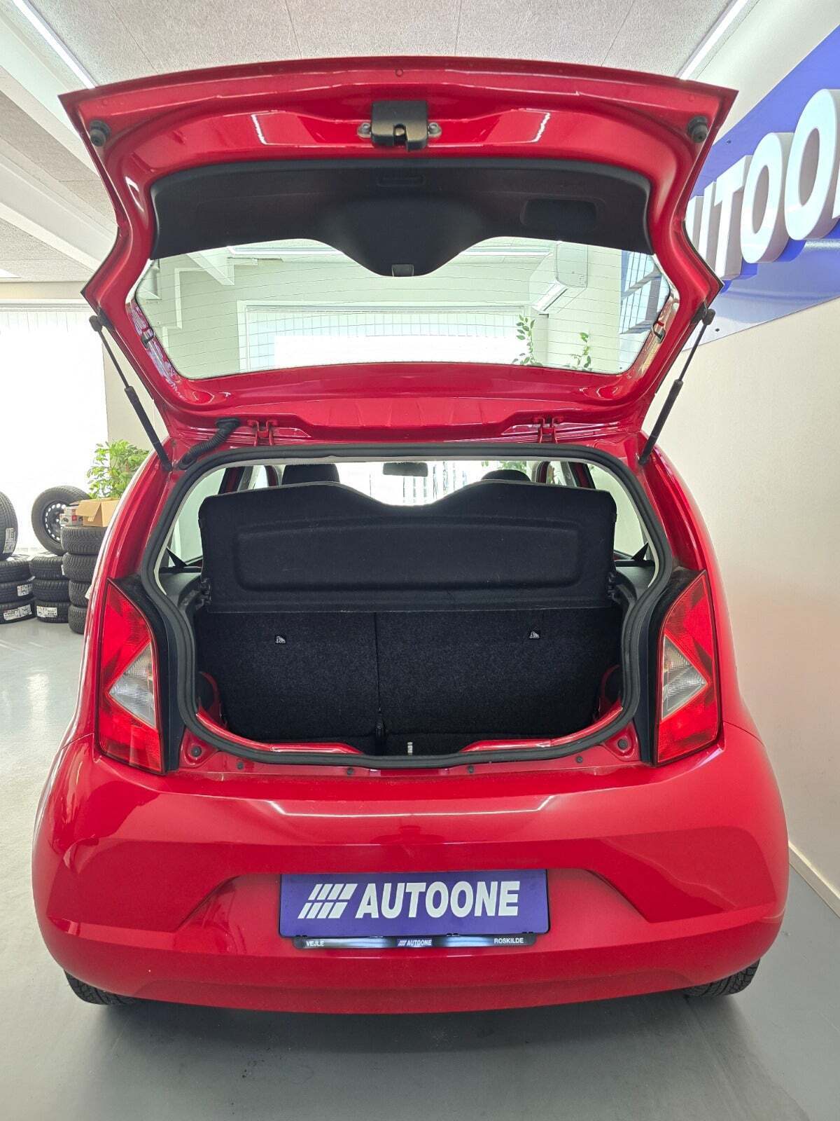 Rød Seat Mii fra 2013