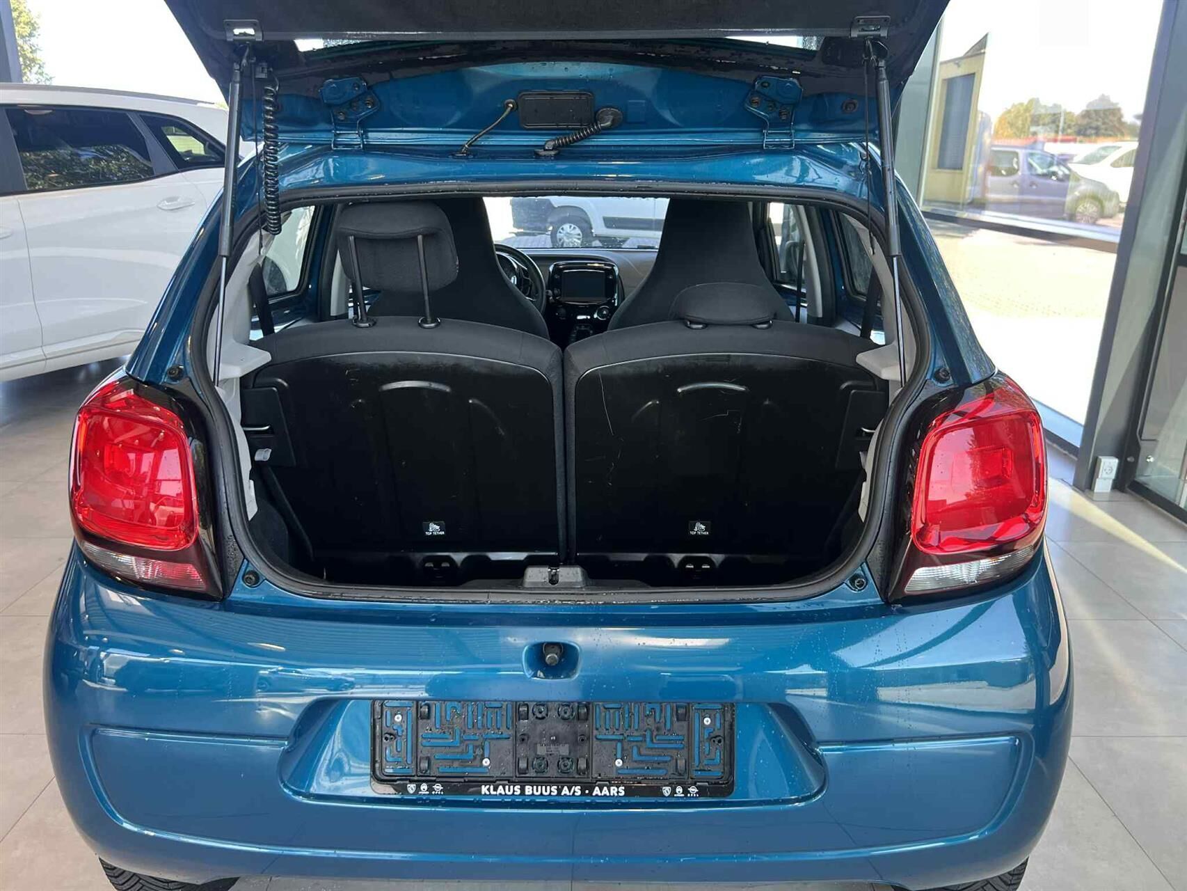 Citroën C1 1,0 VTi Shine 72HK 5d