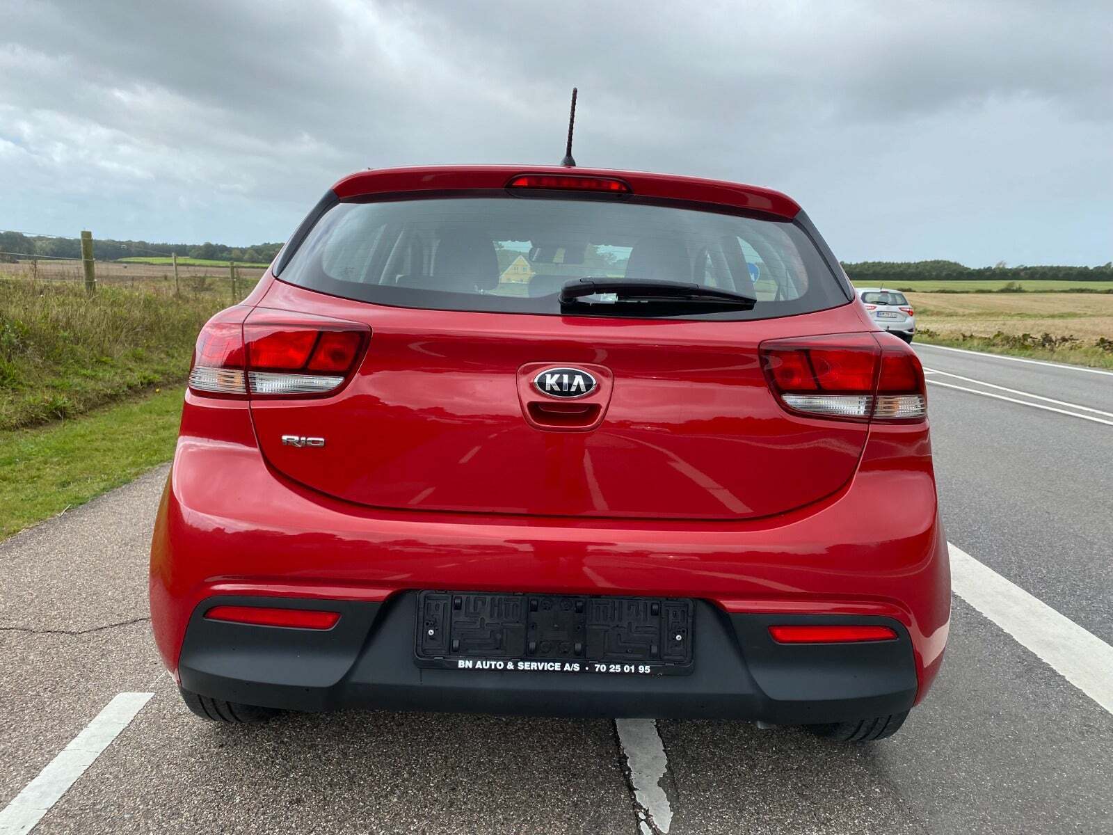 Rød Kia Rio fra 2018