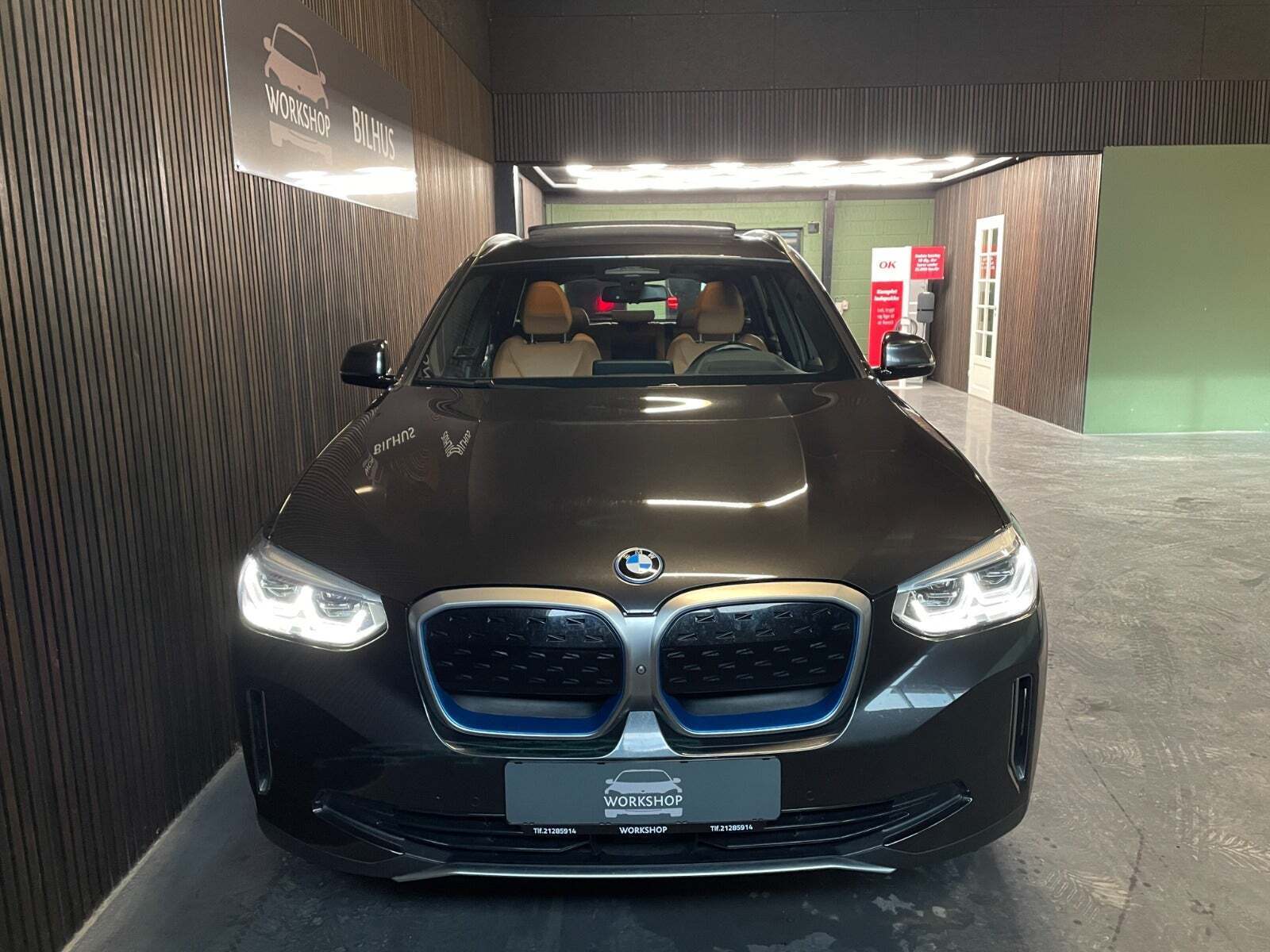 BMW iX3 Charged Plus