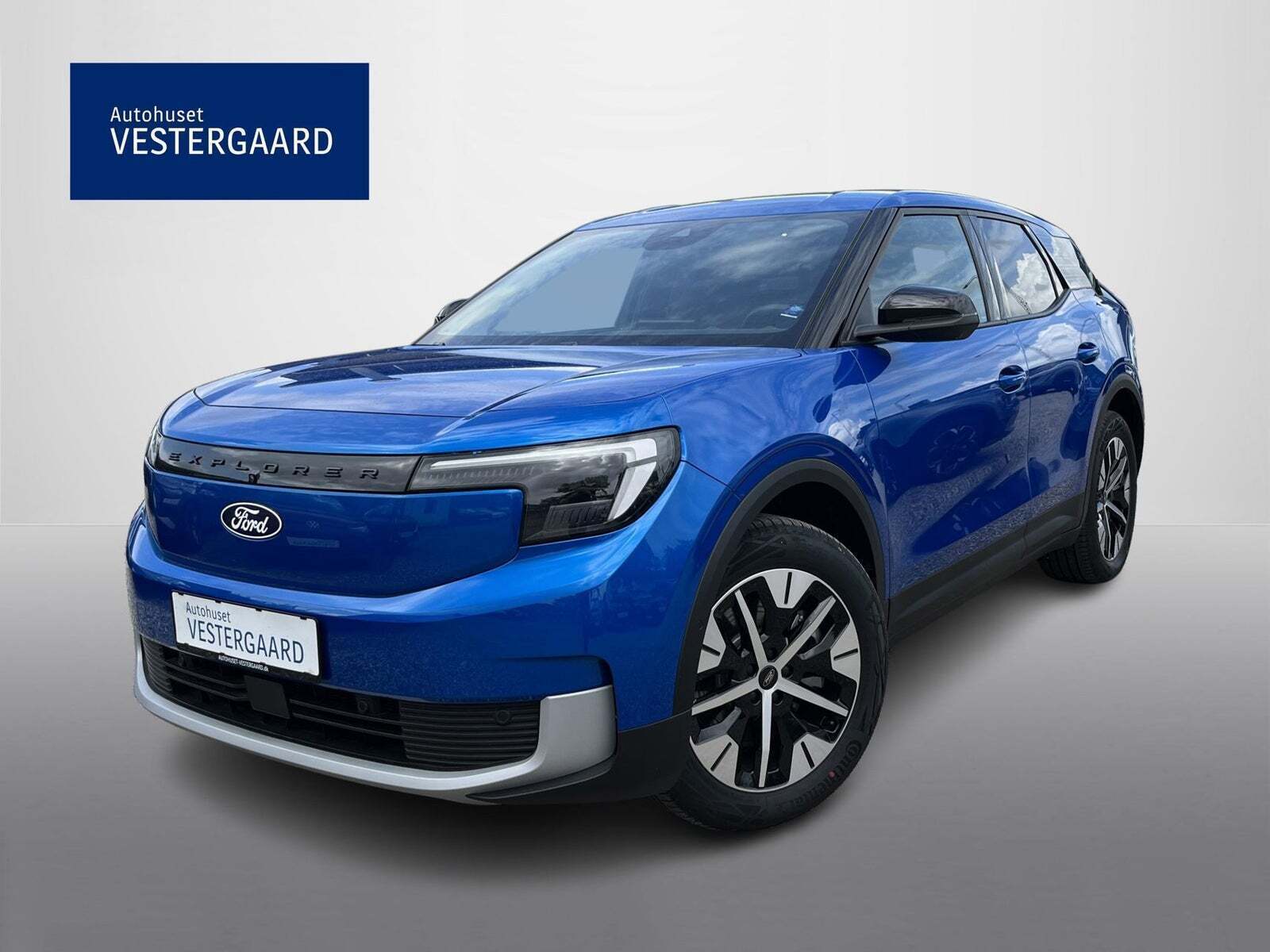 Ford Explorer 84 Select Extended Range AWD