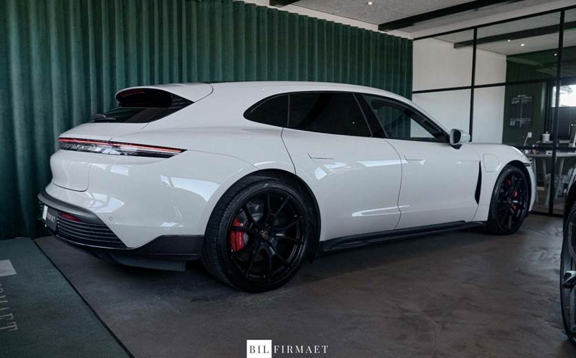 Porsche Taycan GTS