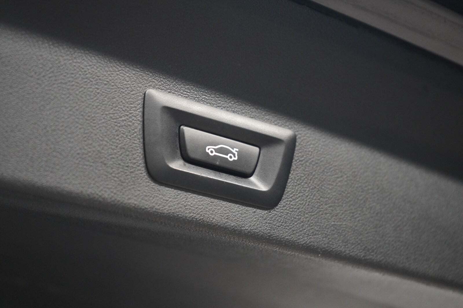 BMW iX3 Charged M-Sport