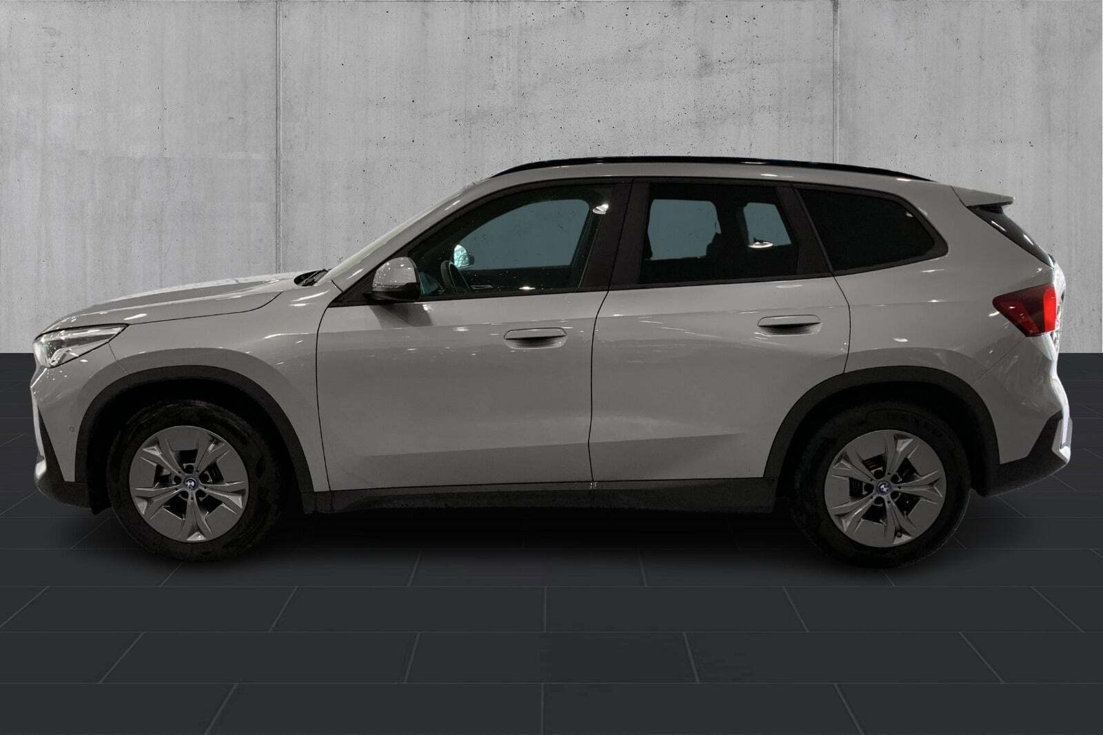 BMW iX1 eDrive20 X-Line