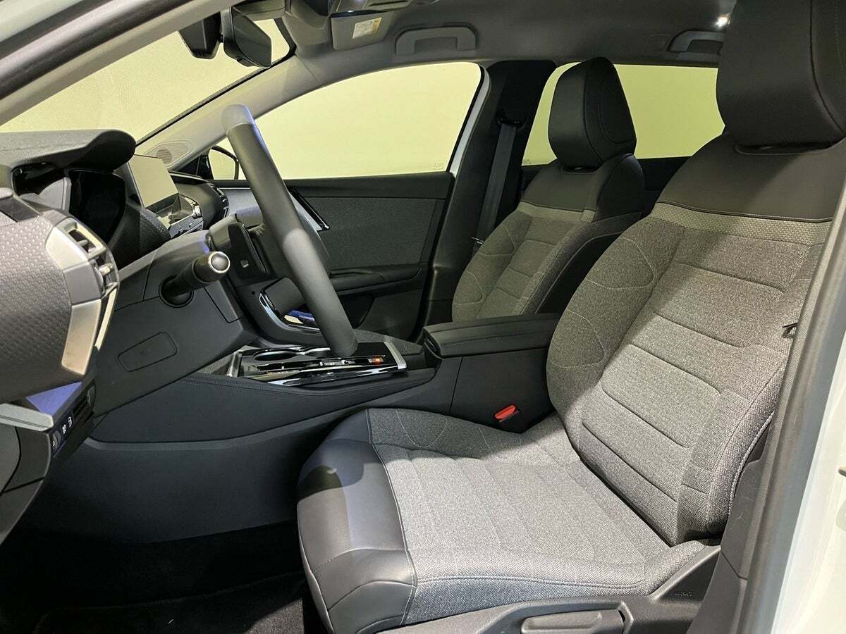 Citroën C5 X 1,6 Hybrid Concorde Premiere Pack EAT8