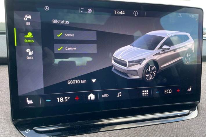 Grå Skoda Enyaq fra 2022