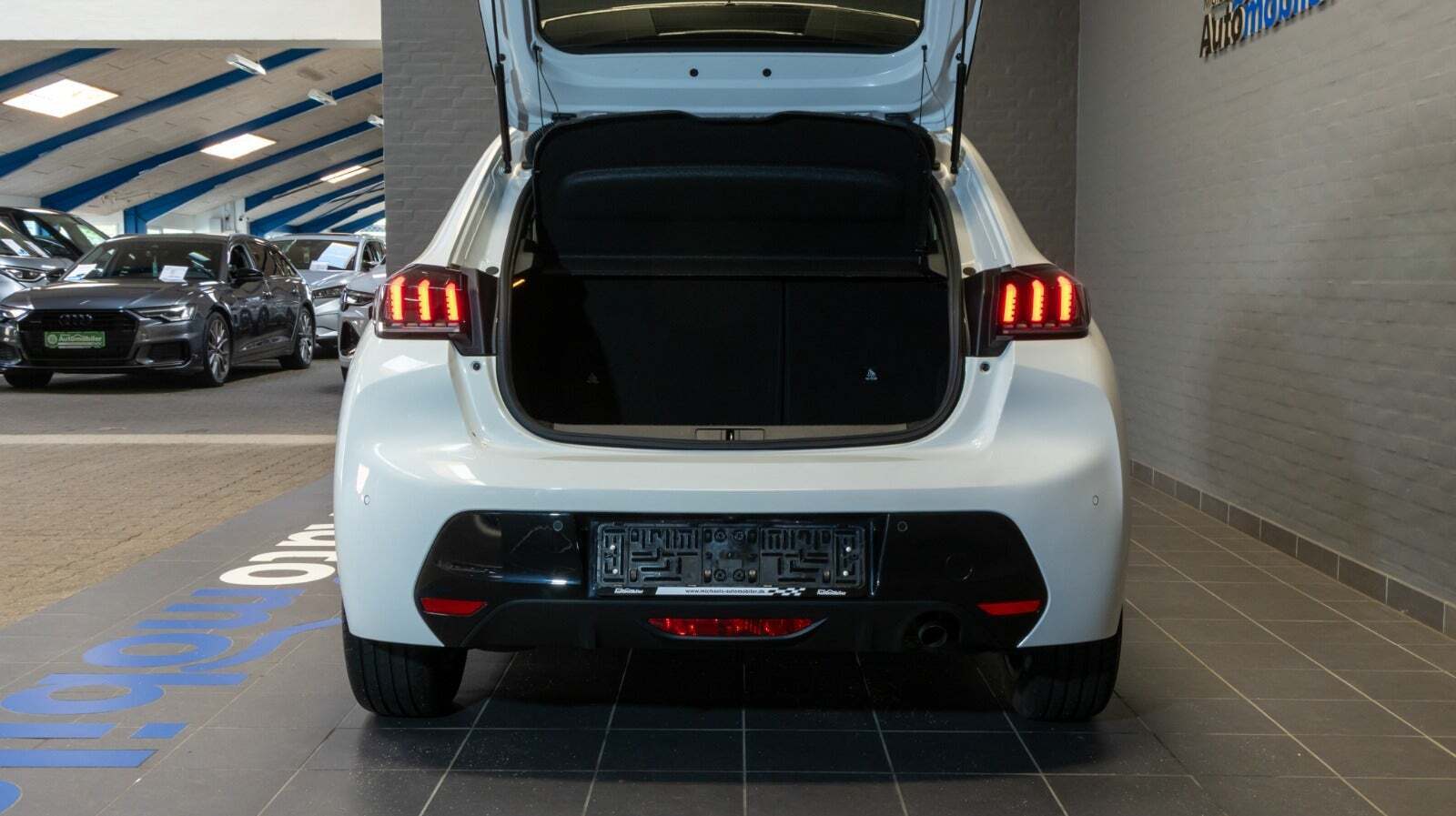 Peugeot 208 1,2 PureTech 100 Allure