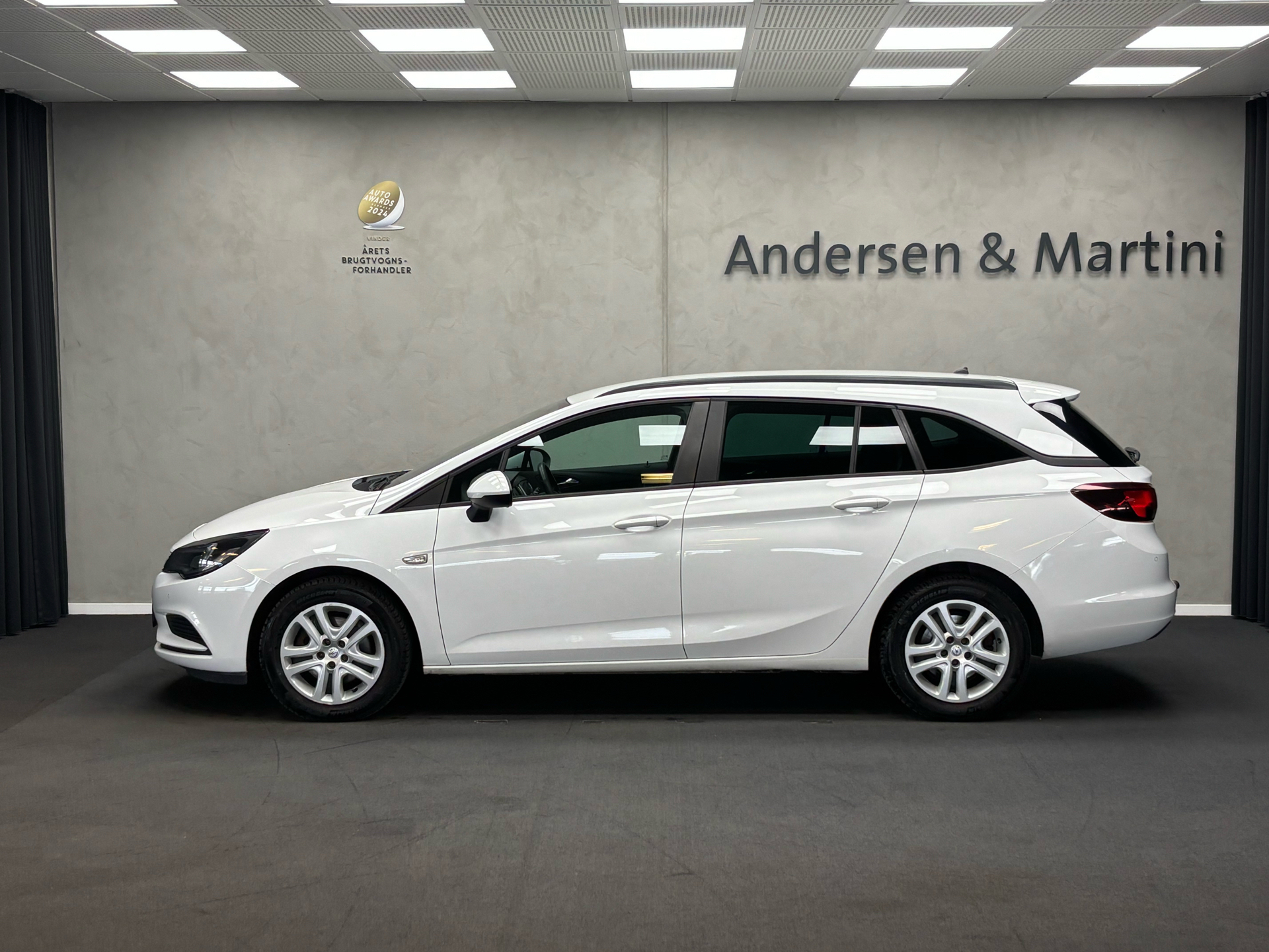 Opel Astra 1,6 Sports Tourer CDTI Dynamic 136HK Stc 6g Aut.