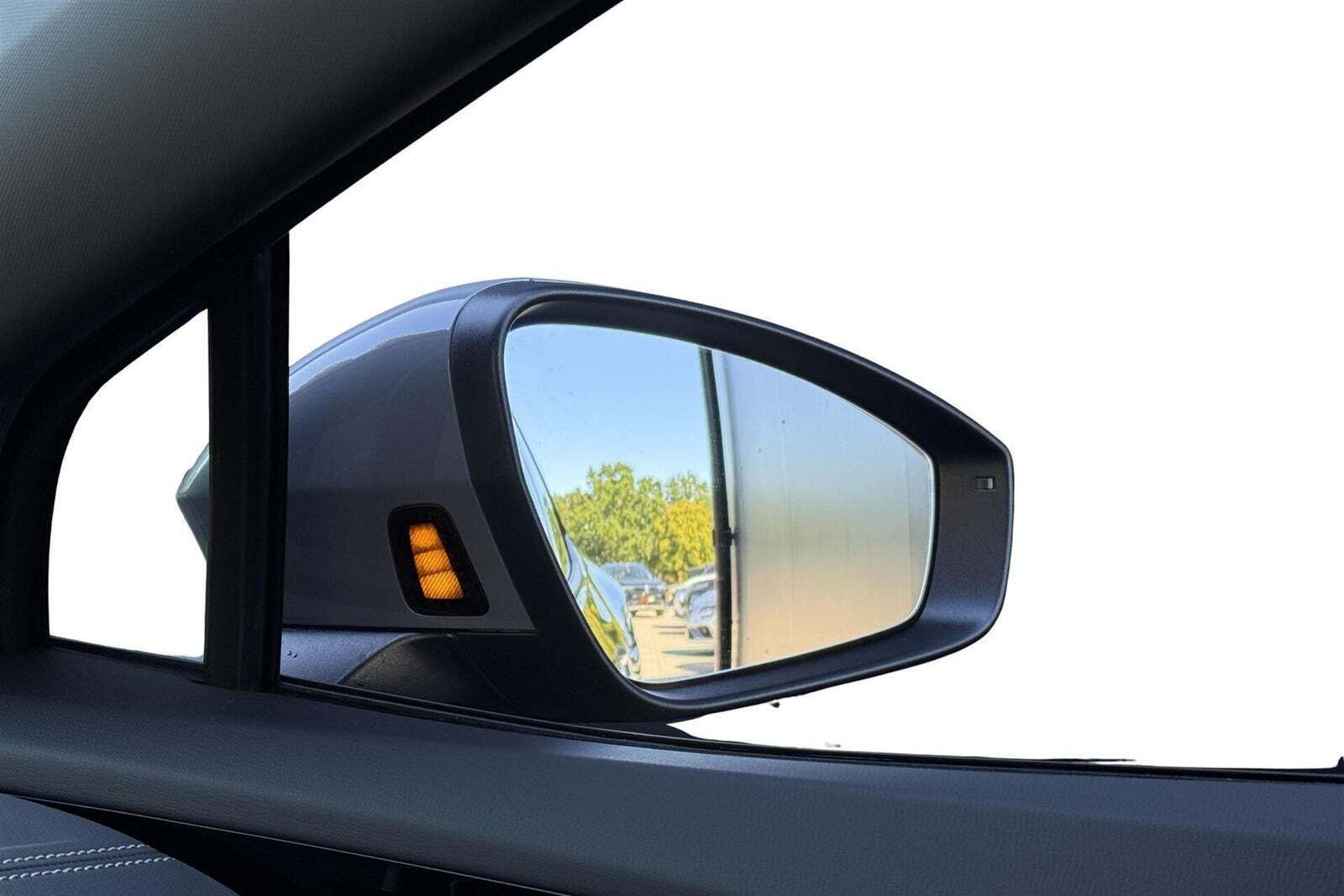 Grå VW ID.4 fra 2025